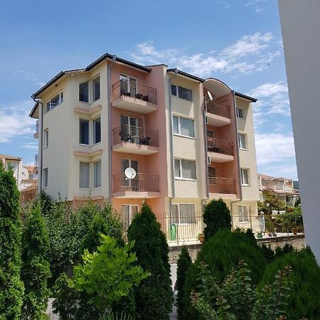 Zaliv Apartments House Свети-Влас Экстерьер фото