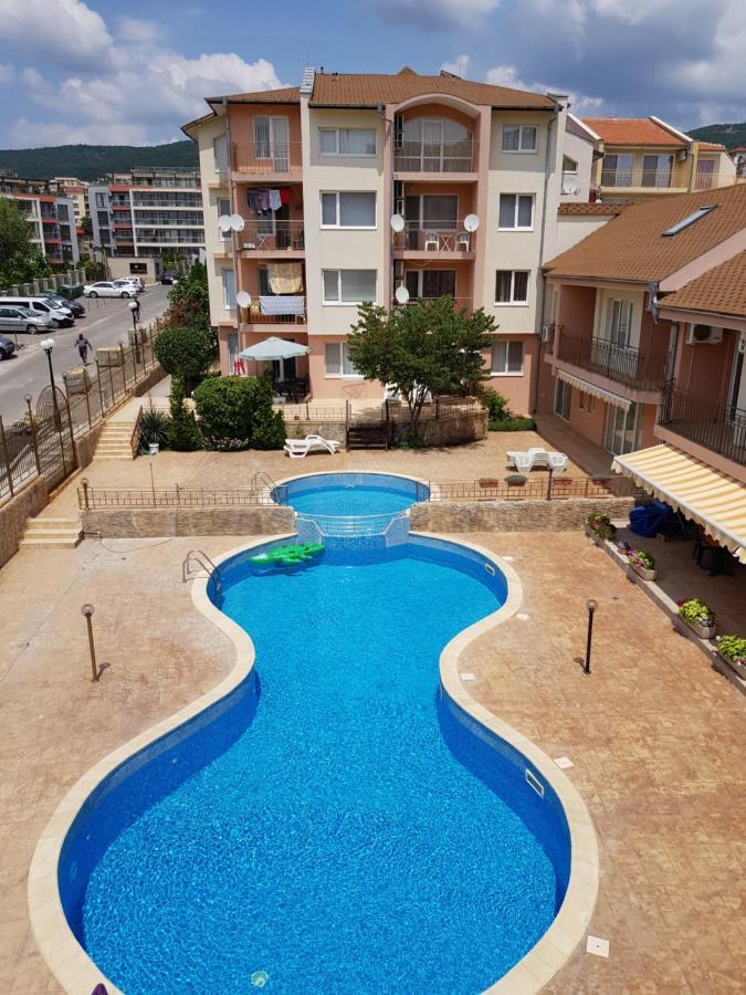 Zaliv Apartments House Свети-Влас Экстерьер фото